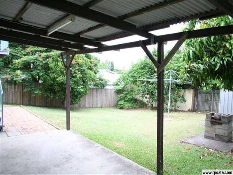 20 Avalon Street, Oxley QLD 4075