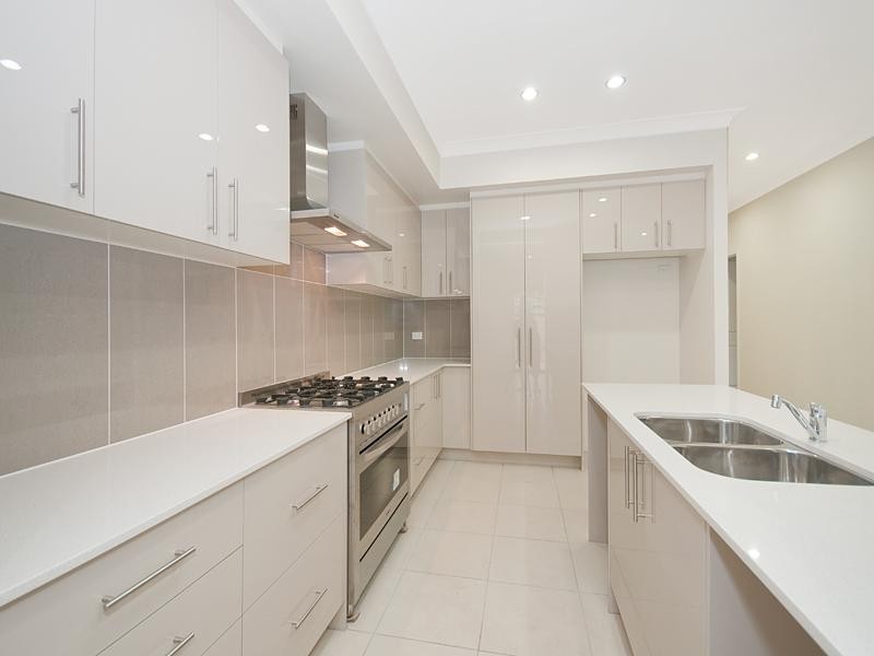 30 Turner Street, Corinda QLD 4075