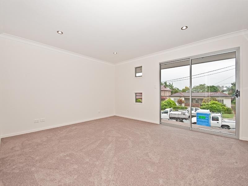 30 Turner Street, Corinda QLD 4075