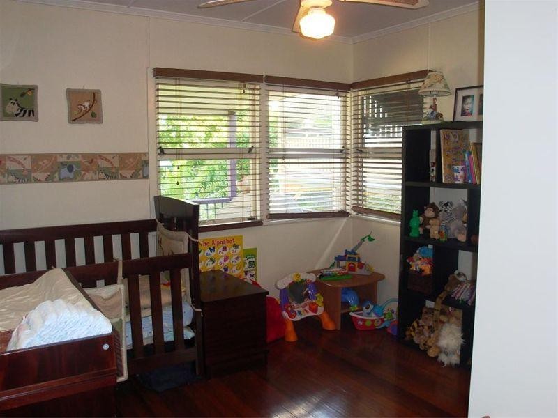 53 Chancellor Street, Sherwood QLD 4075