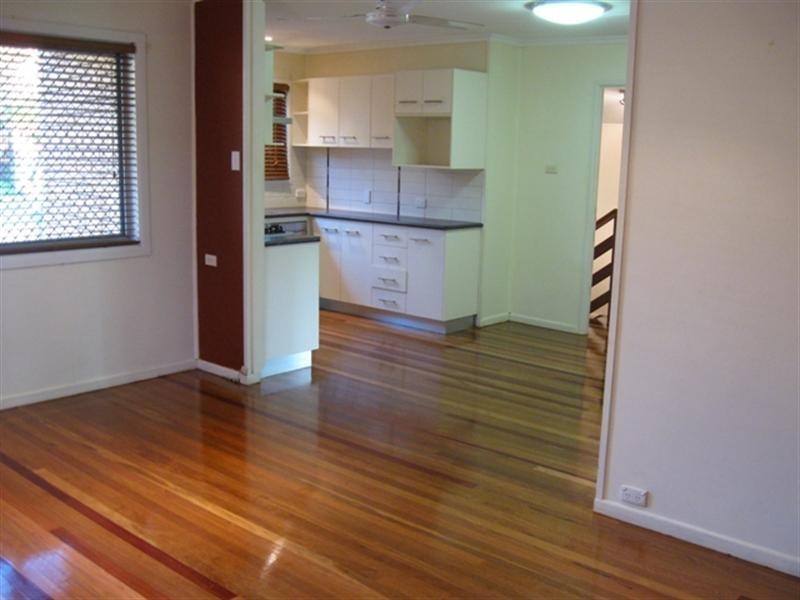 17 Woggle, Jamboree Heights QLD 4074