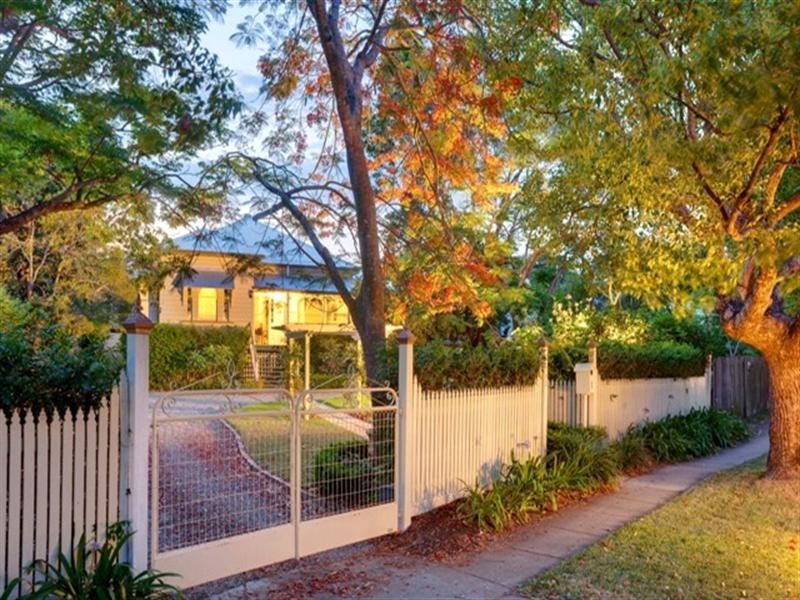 193 Honour Avenue, Chelmer QLD 4068