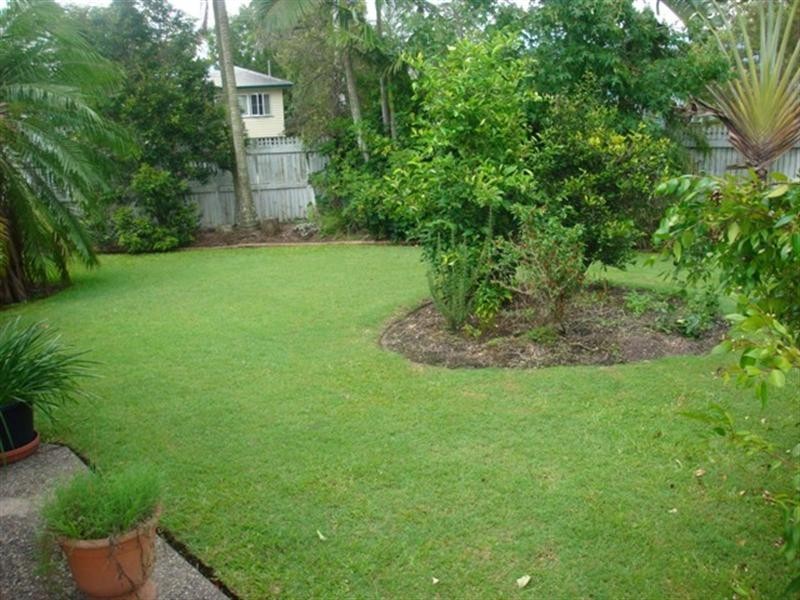 13 Plumer Street, Sherwood QLD 4075