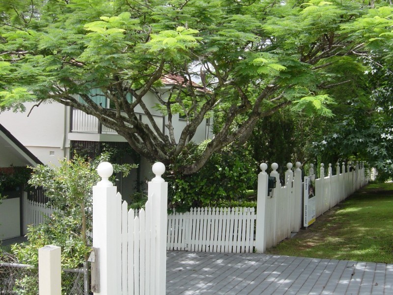 11 Rathlyn Avenue, Corinda QLD 4075