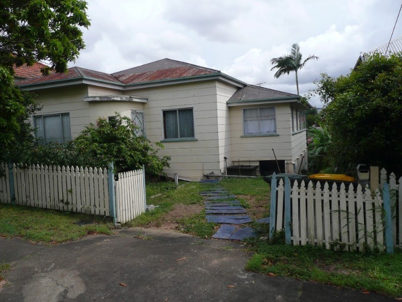 12 Torrens Street, Annerley QLD 4103