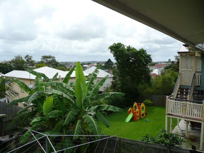 12 Torrens Street, Annerley QLD 4103