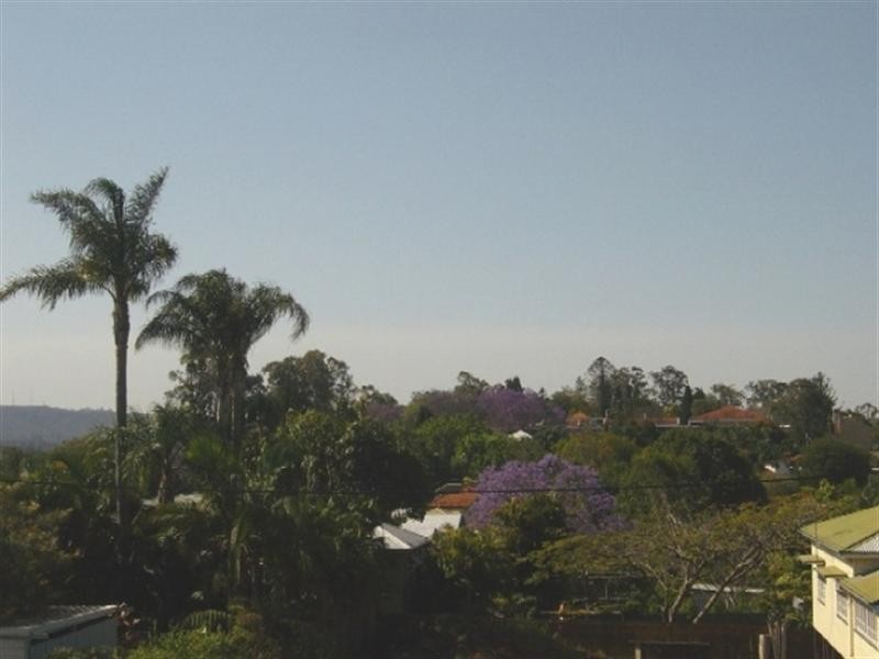 18 Rathlyn Avenue, Corinda QLD 4075