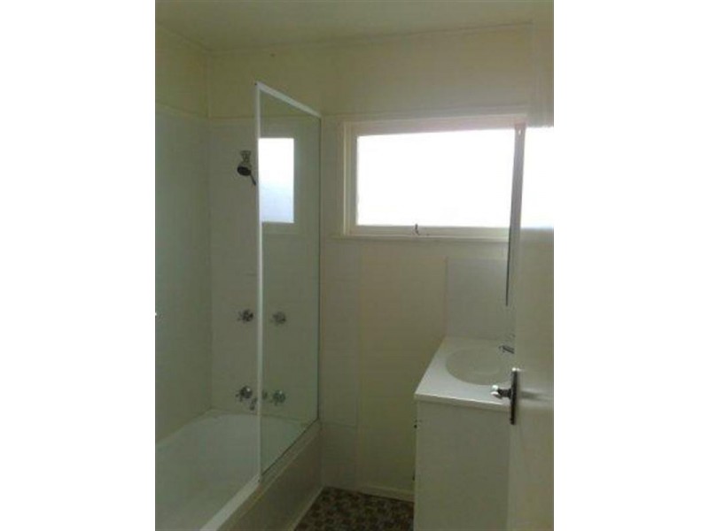 78 Strong Avenue, Graceville QLD 4075