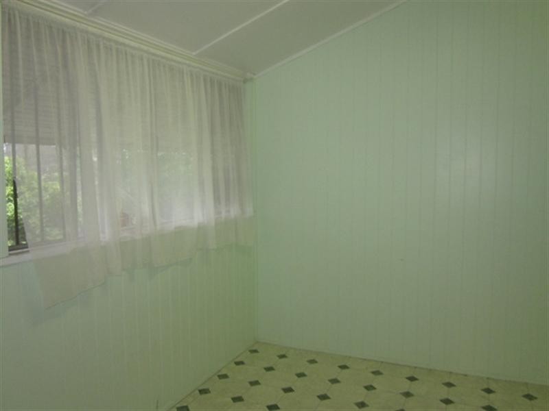32 Thomas Street, Sherwood QLD 4075