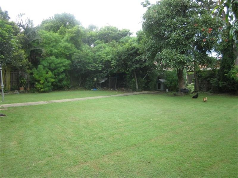 32 Thomas Street, Sherwood QLD 4075
