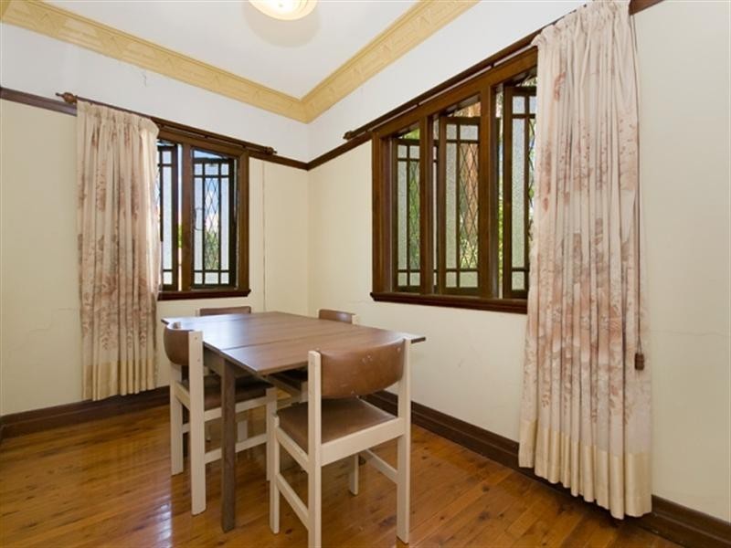 37 Austral Avenue, Graceville QLD 4075