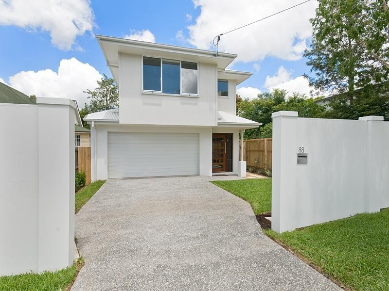 88 Oxley Station Road, Oxley QLD 4075