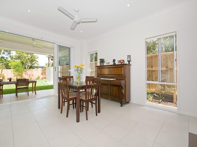 88 Oxley Station Road, Oxley QLD 4075