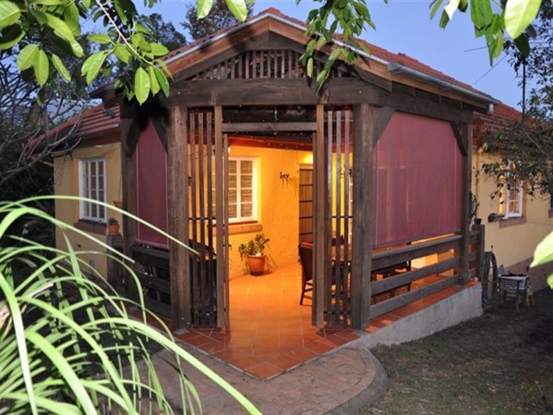 40 Dexter Street, Tennyson QLD 4105