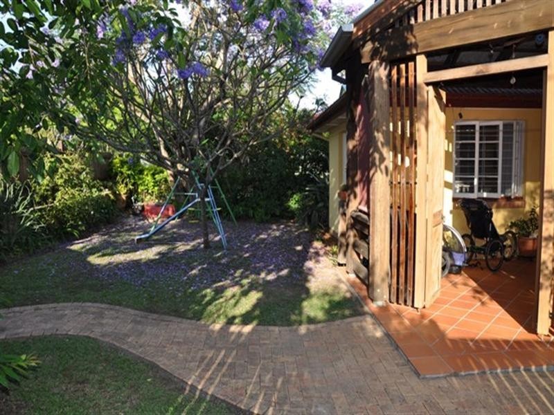 40 Dexter Street, Tennyson QLD 4105