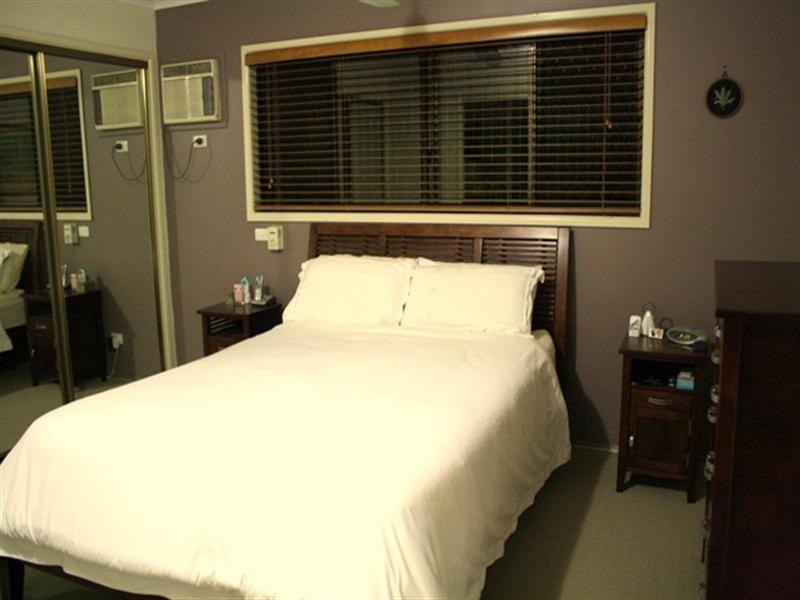 7 Edinglassie Street, Seventeen Mile Rocks QLD 4073