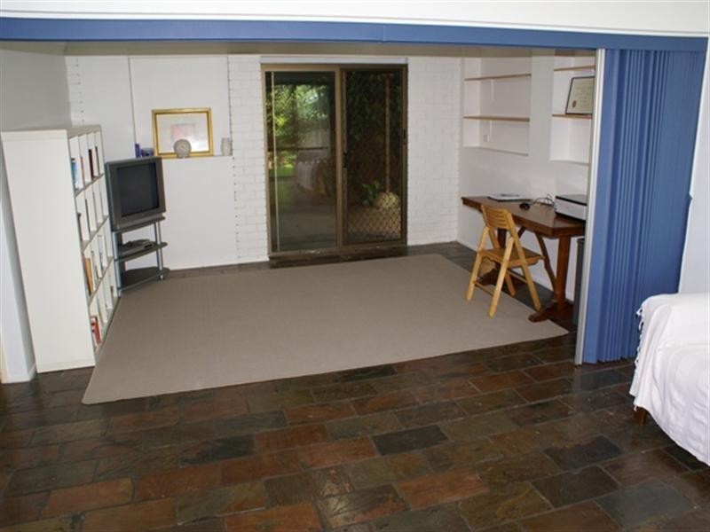 7 Edinglassie Street, Seventeen Mile Rocks QLD 4073