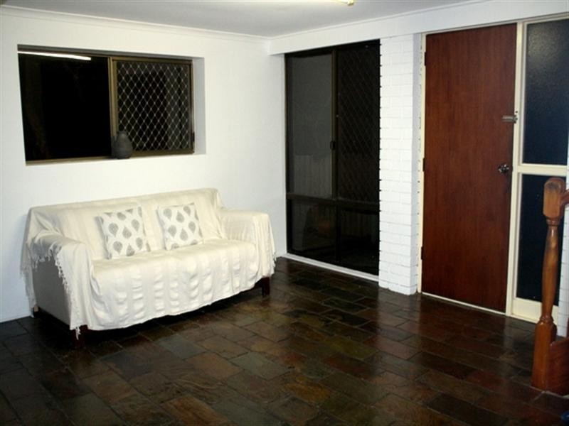 7 Edinglassie Street, Seventeen Mile Rocks QLD 4073