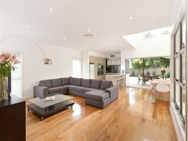 26 Strong Avenue, Graceville QLD 4075