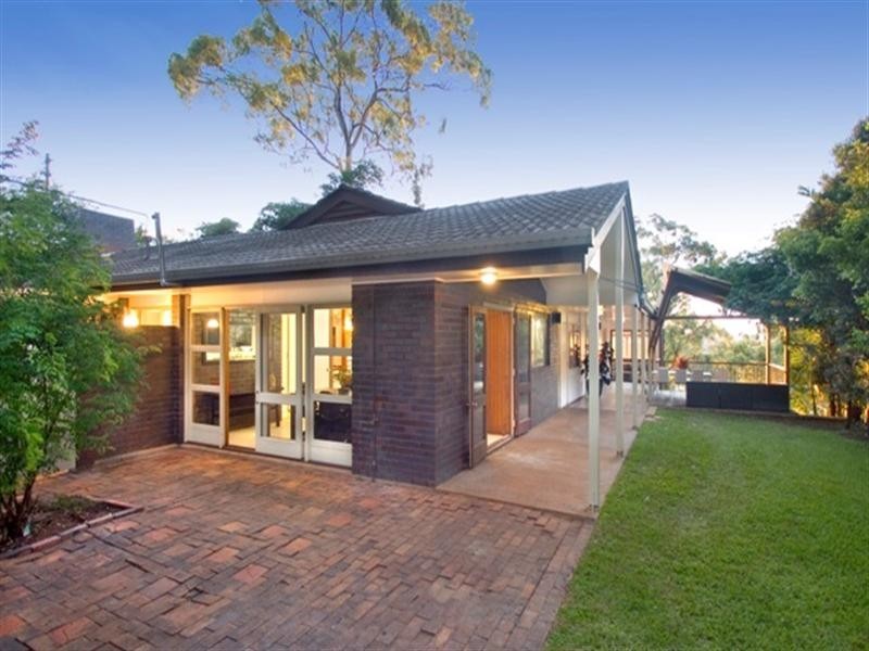 227 Dewar Terrace, Corinda QLD 4075