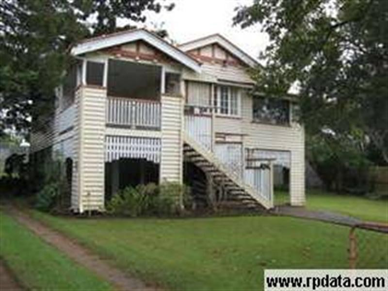 95 Ellen Street, Oxley QLD 4075