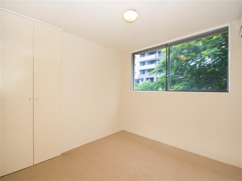 4/515 Coronation Drive, Toowong QLD 4066