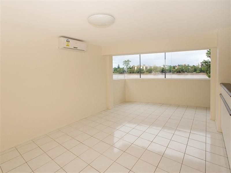 4/515 Coronation Drive, Toowong QLD 4066