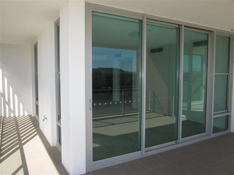 Unit 313 King Arthur Terrace, Tennyson QLD 4105