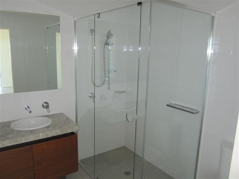 Unit 313 King Arthur Terrace, Tennyson QLD 4105