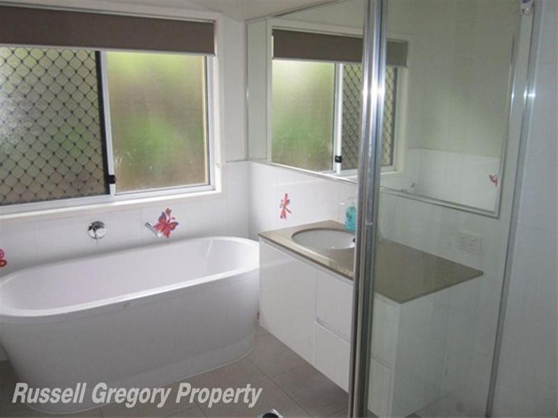 38 Casuarina Street, Seventeen Mile Rocks QLD 4073