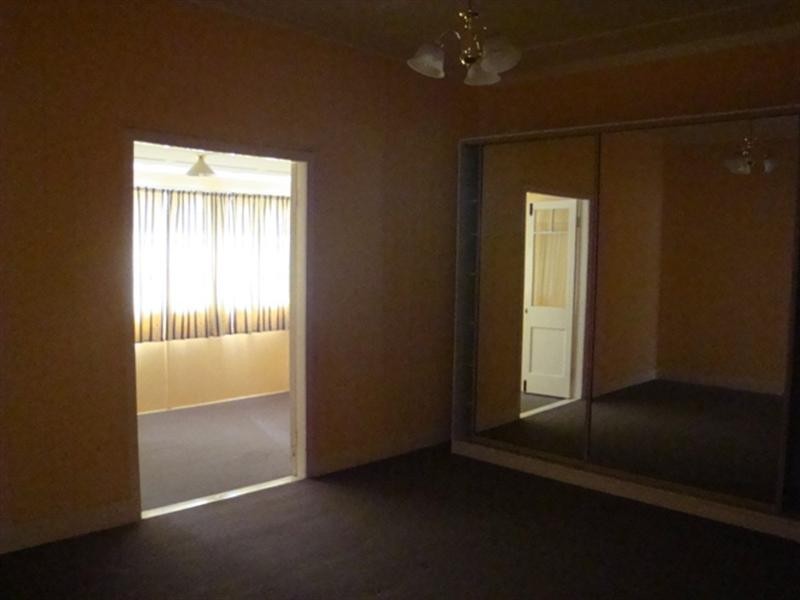 573 Oxley Road, Sherwood QLD 4075