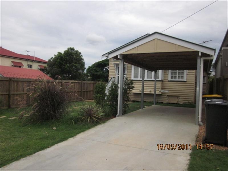 8 Kenilworth Street, Sherwood QLD 4075