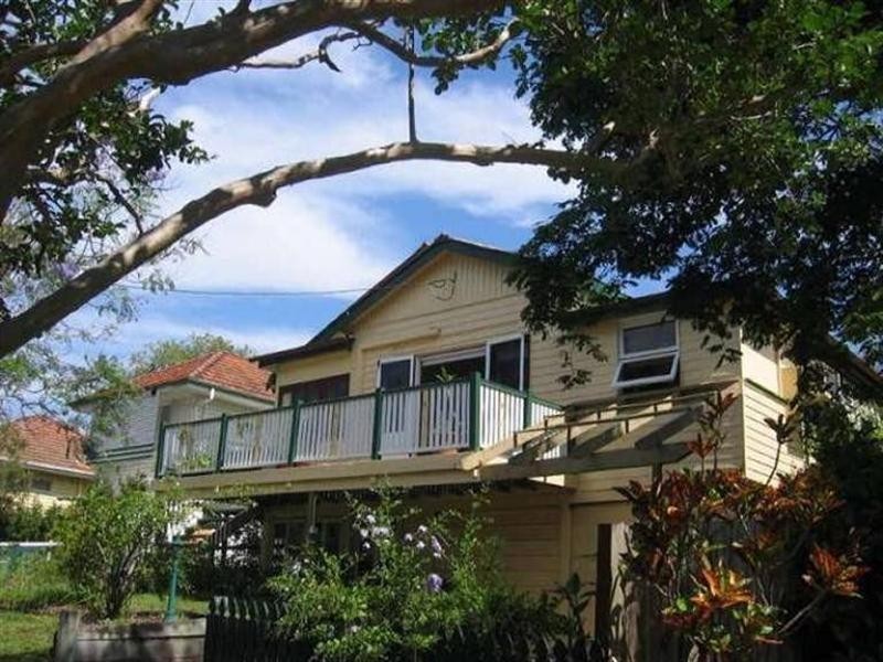 41 Waratah Street, Graceville QLD 4075