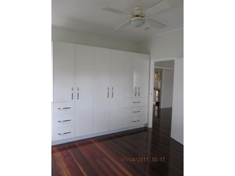 41 Waratah Street, Graceville QLD 4075