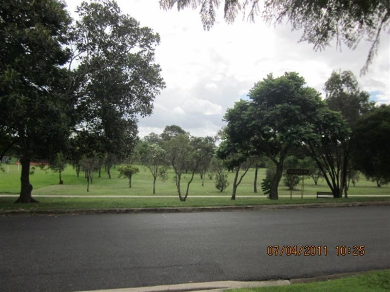 41 Waratah Street, Graceville QLD 4075