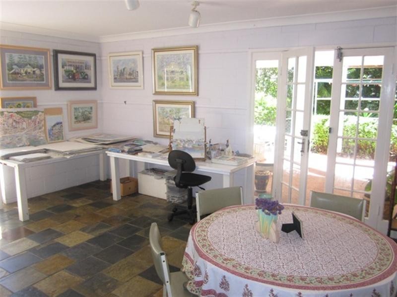 81 Seventeen Mile Rocks Road, Oxley QLD 4075