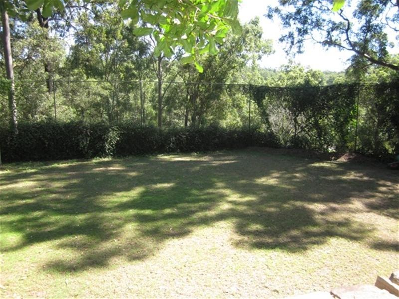 81 Seventeen Mile Rocks Road, Oxley QLD 4075