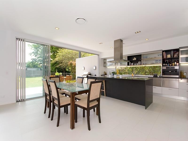 84 Long Street West, Graceville QLD 4075