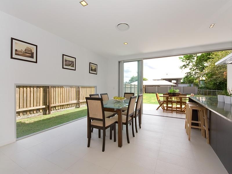 84 Long Street West, Graceville QLD 4075