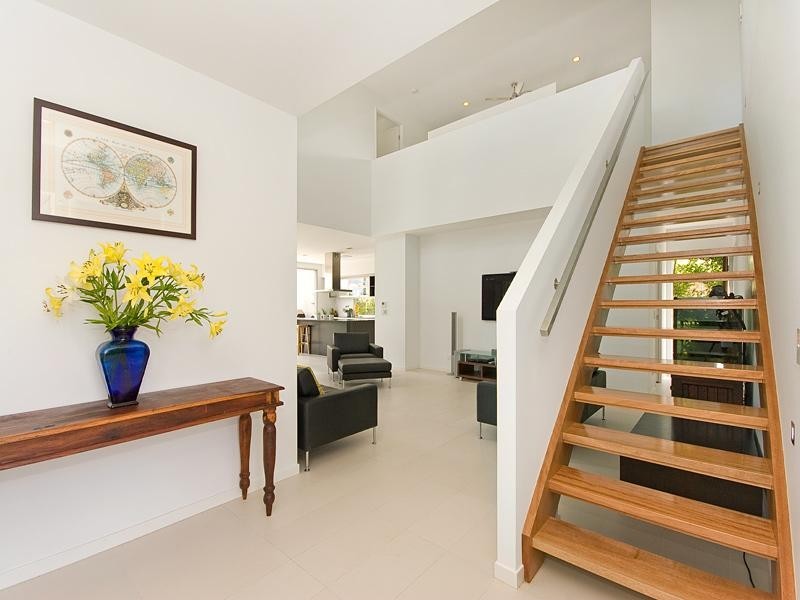 84 Long Street West, Graceville QLD 4075