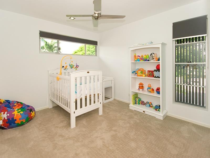 84 Long Street West, Graceville QLD 4075