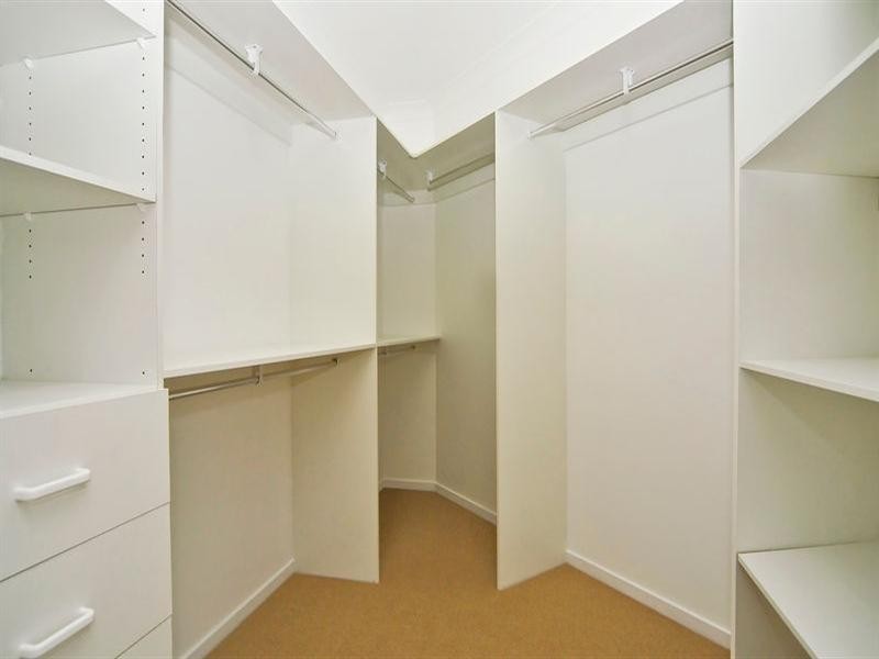 19 Clara Street, Corinda QLD 4075