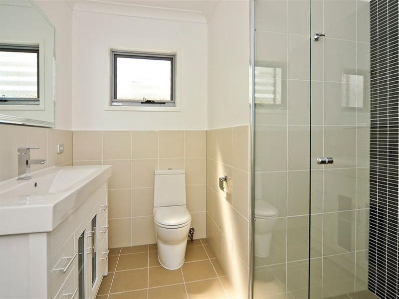 19 Clara Street, Corinda QLD 4075