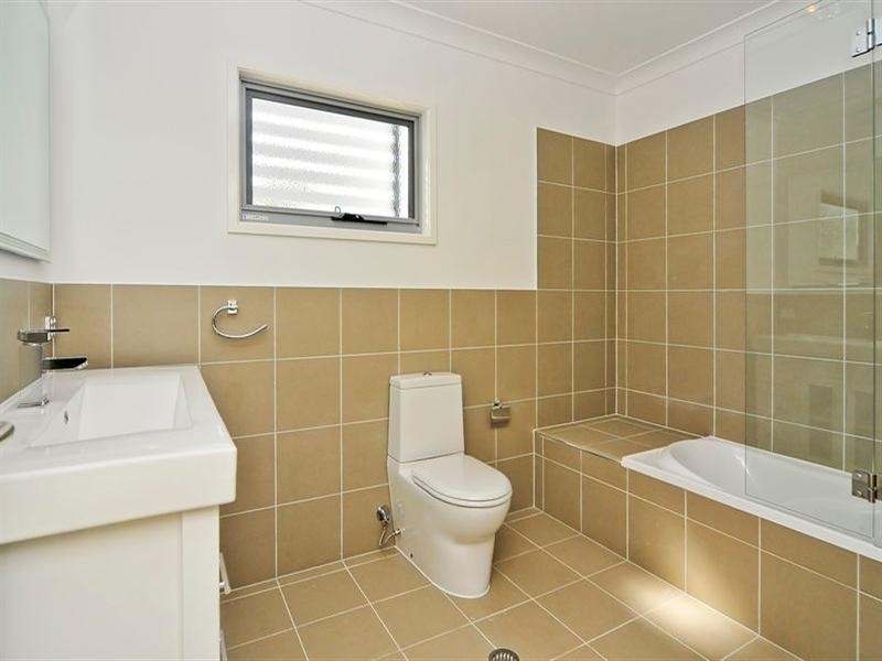 19 Clara Street, Corinda QLD 4075