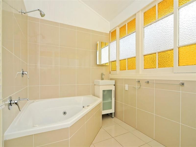 17 Clara Street, Corinda QLD 4075