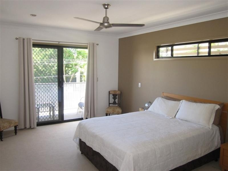 15 Clara Street, Corinda QLD 4075