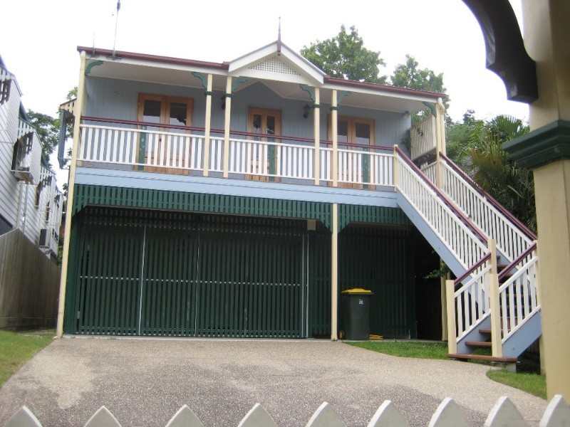 5 Victoria Avenue, Chelmer QLD 4068