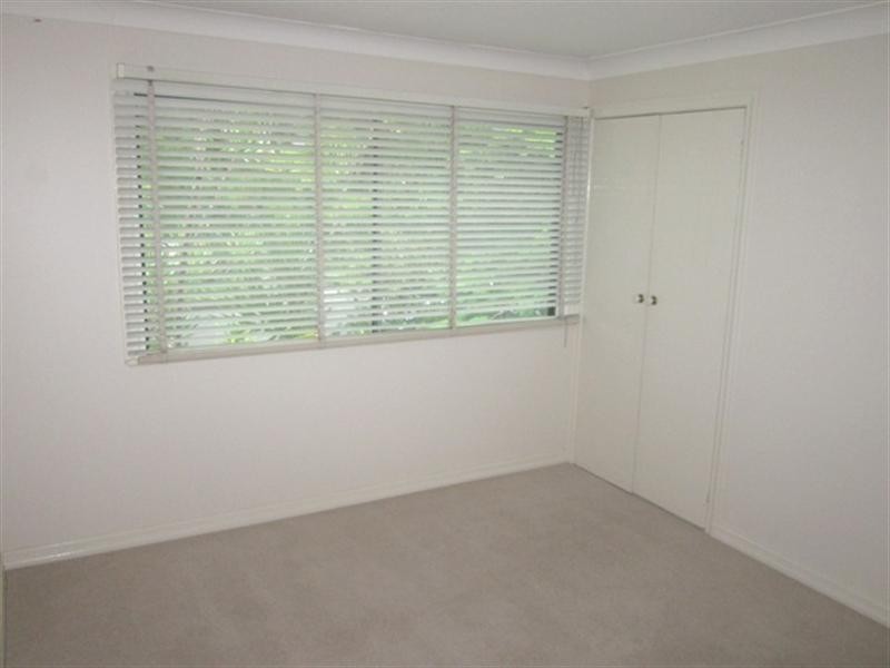 11 Rathlyn Avenue, Corinda QLD 4075