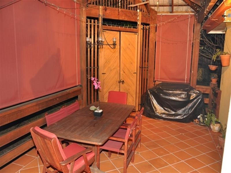 40 Dexter Street, Tennyson QLD 4105