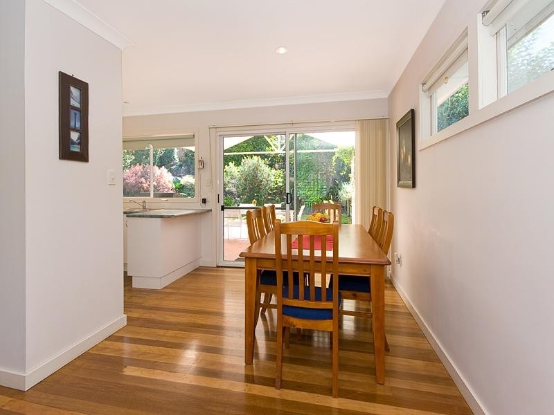 106 Broseley Road, Toowong QLD 4066